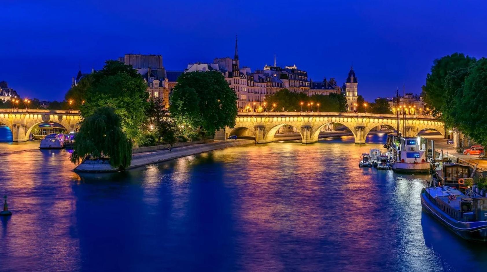 Best Central Chambres Privees - Seine & Louvre In The Connected Heart Of Paris Eksteriør bilde